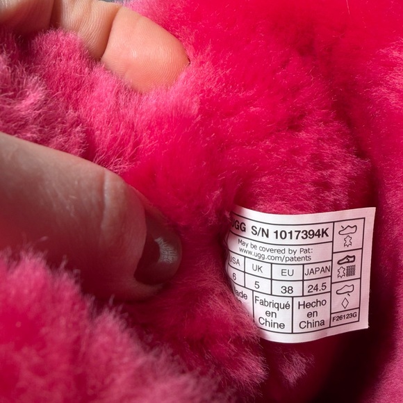 UGG Fuchsia boots with bow - Picture 4 of 4